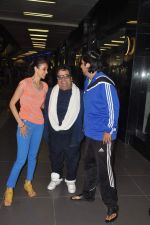 Bappi Lahri back from vacation with son Bappa and daughter-in-law Taneesha on 16th June 2012 (8).JPG